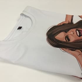 Пошив промо одежды с нанесением принта методом шелкографической печати на белой ткани