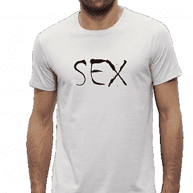 Печать sex на белой футболке