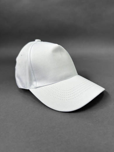Бейсболка (полувелюр) белая